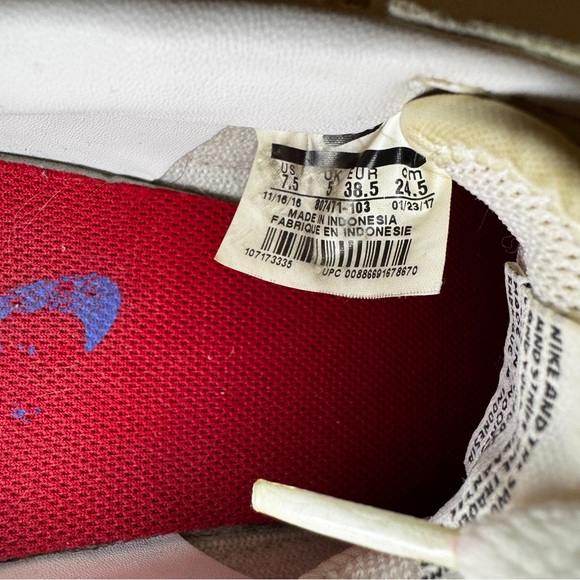 Nike Cortez FORREST GUMP USA WHITE RED BLUE - Picture 2 of 7